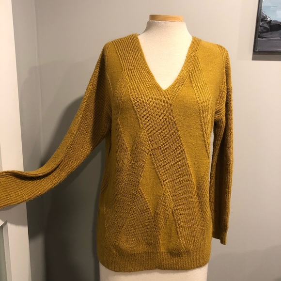 le chateau Sweaters - 💛Grandpa Sweater